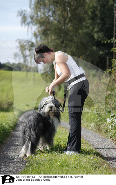 Jogger mit Bearded Collie / RR-46462