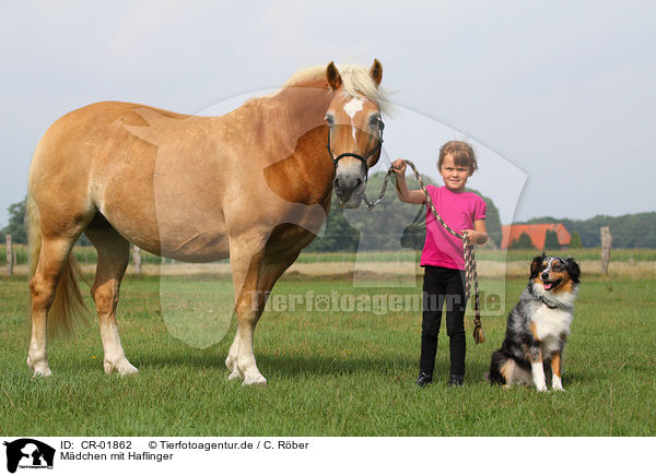 Mdchen mit Haflinger / girl with haflinger horse / CR-01862