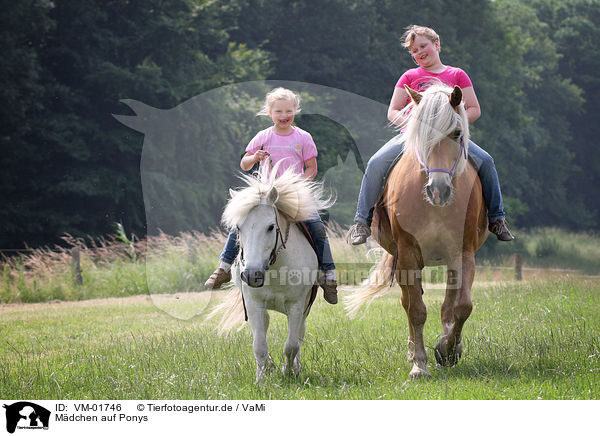 Mdchen auf Ponys / girl and ponys / VM-01746