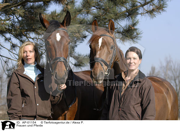 Frauen und Pferde / horses & womans / AP-01154