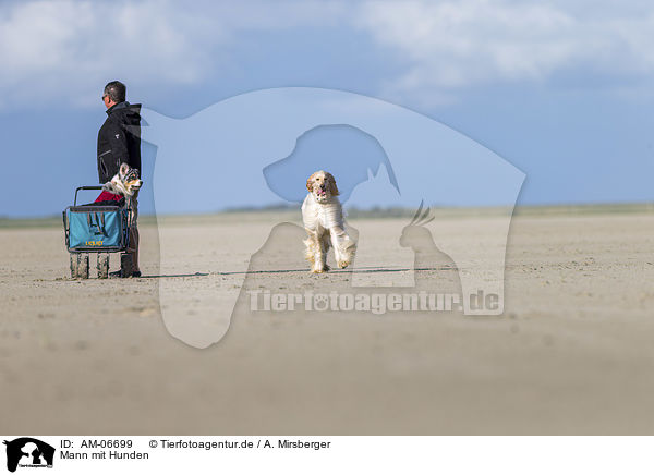 Mann mit Hunden / man with Dogs / AM-06699