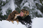 Frau und Australian Shepherd
