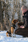 Mann und Beagle