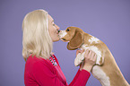 Nina Bauer mit Beagle