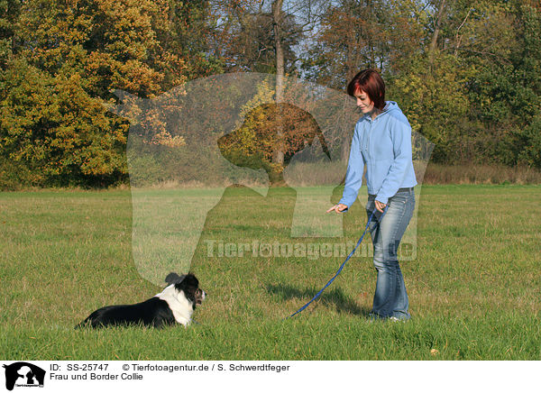 Frau und Border Collie / woman and Border Collie / SS-25747