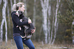 junge Frau mit Border Collie