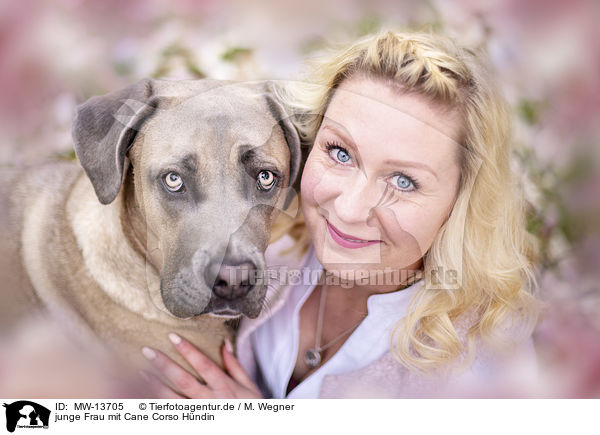 junge Frau mit Cane Corso H�ndin / MW-13705