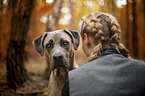 Frau mit Cane Corso