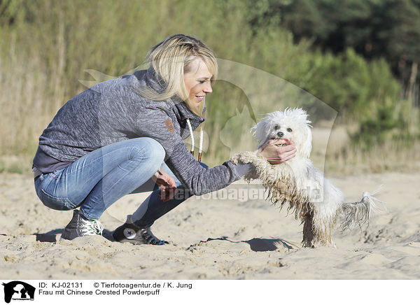 Frau mit Chinese Crested Powderpuff / woman with Chinese Crested Powderpuff / KJ-02131