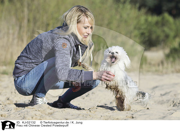 Frau mit Chinese Crested Powderpuff / woman with Chinese Crested Powderpuff / KJ-02132