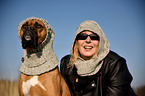 Frau und Deutscher Boxer