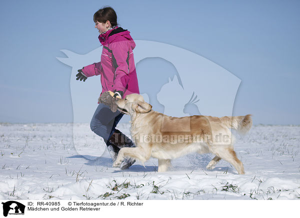 Mdchen und Golden Retriever / girl and Golden Retriever / RR-40985