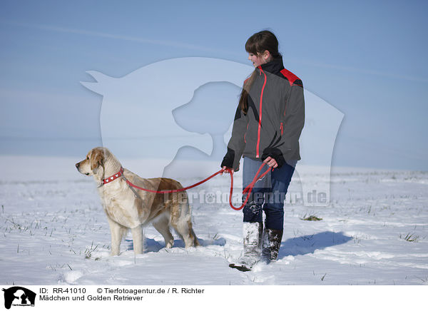Mdchen und Golden Retriever / girl and Golden Retriever / RR-41010