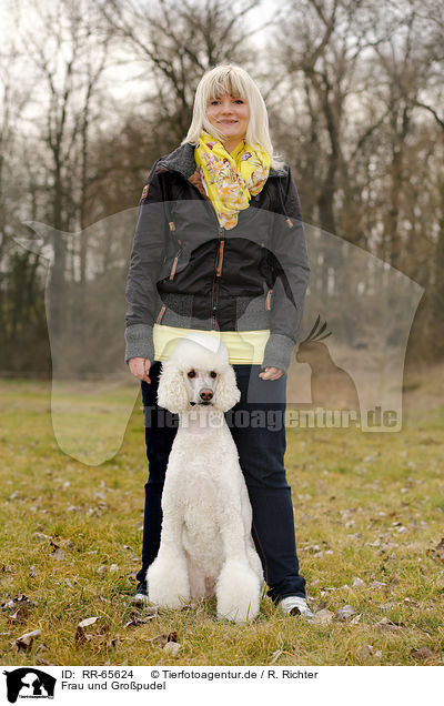 Frau und Gropudel / RR-65624
