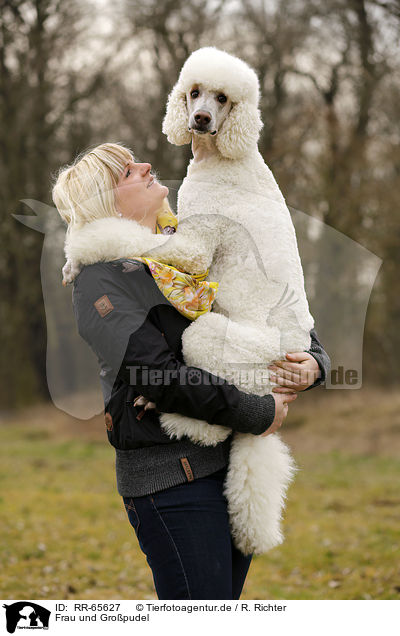 Frau und Gropudel / RR-65627