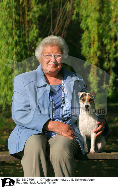 Frau und Parson Russell Terrier / woman and Parson Russell Terrier / SS-27661