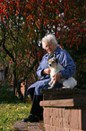 Frau und Parson Russell Terrier