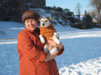 Frau mit Parson Russell Terrier