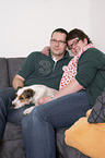 Paar mit Parson Russell Terrier