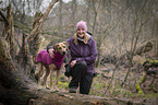 Frau und Rhodesian Ridgeback