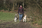 Frau und 2 Siberian Husky