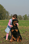 Mdchen mit Rottweiler