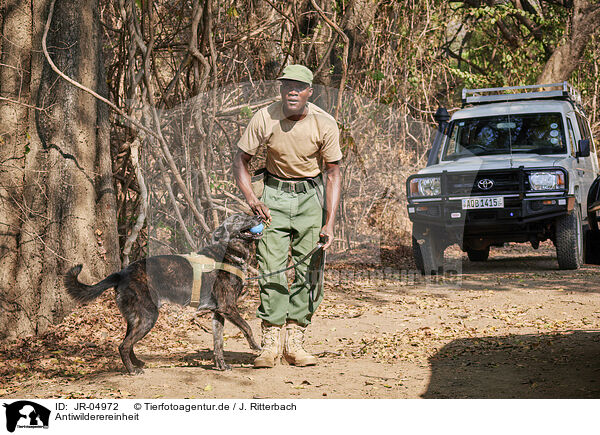 Antiwilderereinheit / antipoaching unit / JR-04972