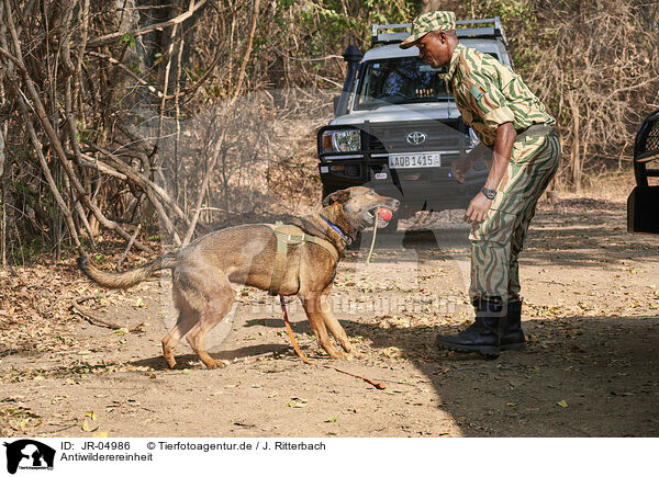 Antiwilderereinheit / antipoaching unit / JR-04986