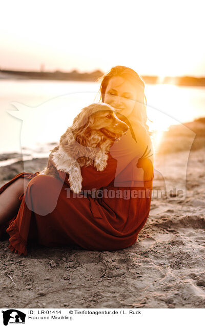 Frau und Mischling / LR-01414