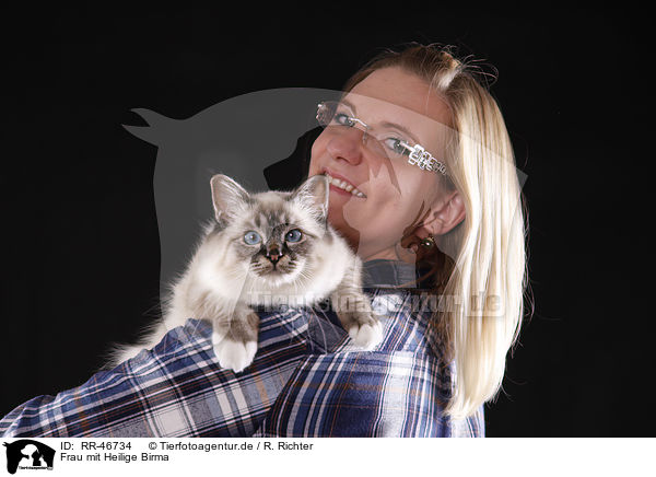 Frau mit Heilige Birma / RR-46734