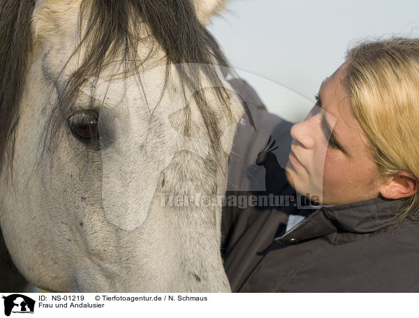 Frau und Andalusier / woman and Andalusian horse / NS-01219
