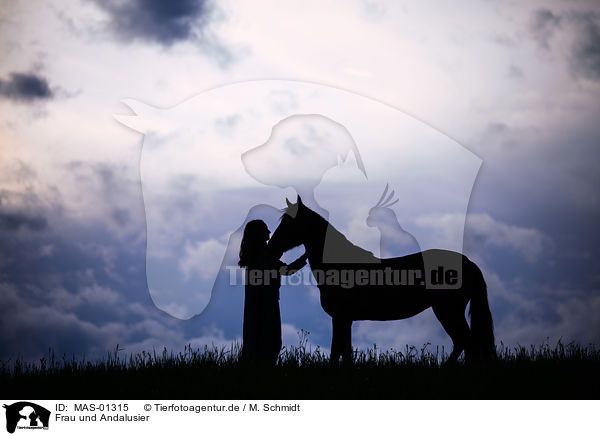 Frau und Andalusier / woman and Andalusian Horse / MAS-01315
