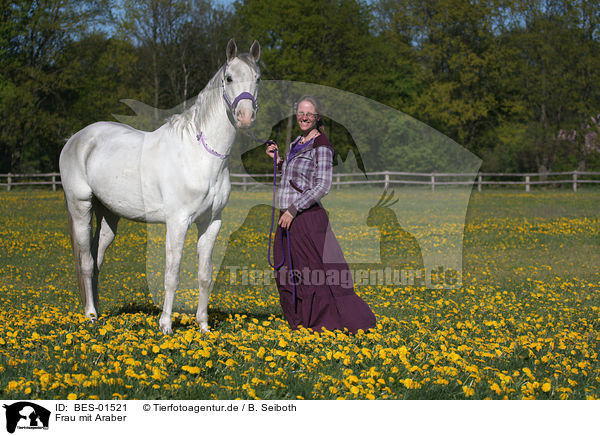 Frau mit Araber / woman with arabian horse / BES-01521