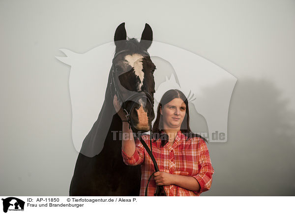 Frau und Brandenburger / AP-11850