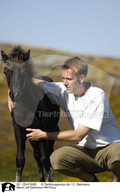 Mann mit Dartmoor Hill Pony / CD-01695