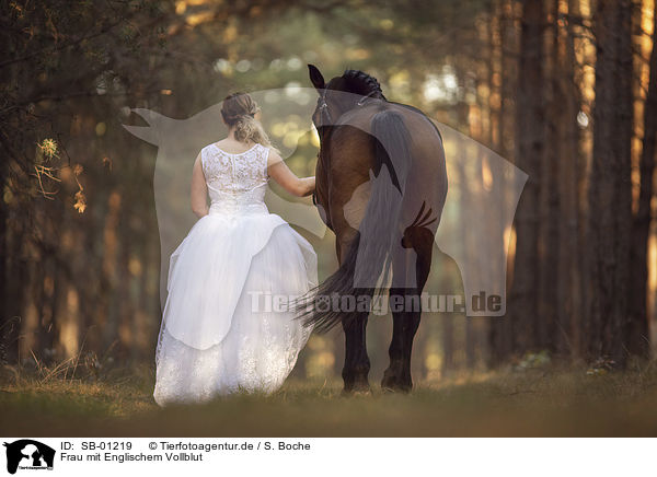 Frau mit Englischem Vollblut / woman with english thoroughbred / SB-01219