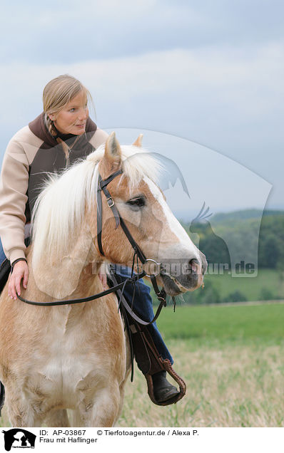 Frau mit Haflinger / woman with horse / AP-03867