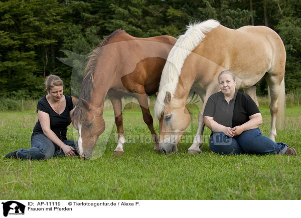 Frauen mit Pferden / women with horses / AP-11119