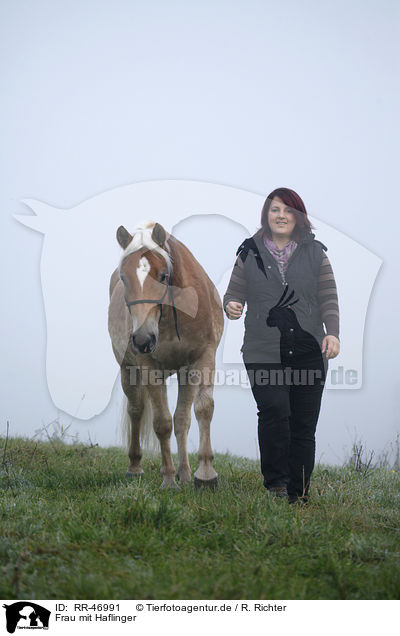 Frau mit Haflinger / woman with Haflinger horse / RR-46991