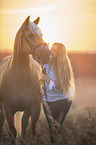 Haflinger mit Frau