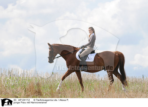 junge Frau mit Hannoveraner / young woman with Hanoverian / AP-04112