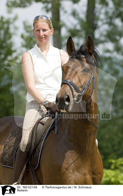 Reiterin / horsewoman / NS-02148