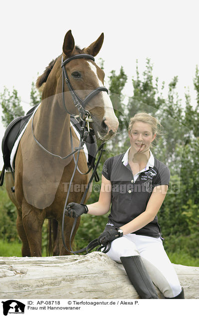 Frau mit Hannoveraner / woman with Hanoverian horse / AP-08718