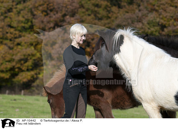 Frau mit Islndern / woman with Icelandic horses / AP-10442