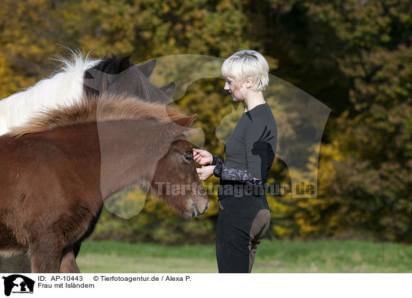 Frau mit Islndern / woman with Icelandic horses / AP-10443