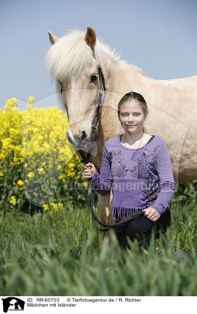 Mdchen mit Islnder / girl with Icelandic Horse / RR-60703