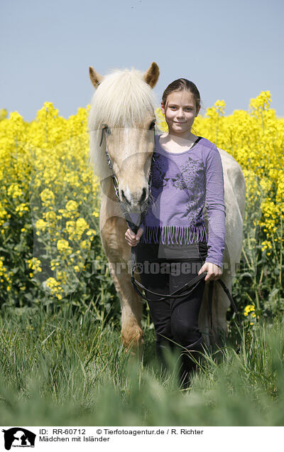 Mdchen mit Islnder / girl with Icelandic Horse / RR-60712
