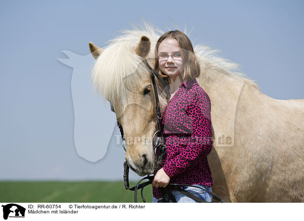 Mdchen mit Islnder / girl with Icelandic Horse / RR-60754