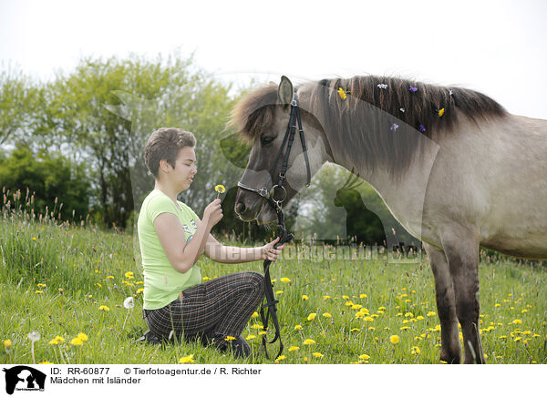 Mdchen mit Islnder / girl with Icelandic Horse / RR-60877