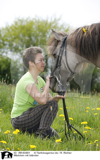 Mdchen mit Islnder / girl with Icelandic Horse / RR-60881